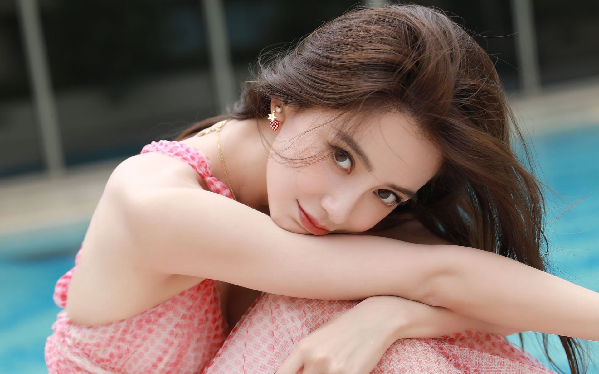 技术流降维打击!佩德里制胜一传 友谊赛尼斯1-0力克曼城