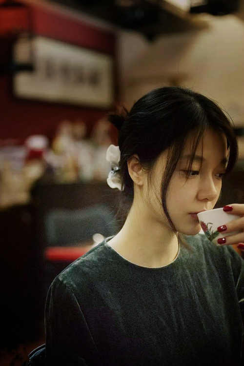 孔德时刻,当一人决定两大洲的呼吸频率