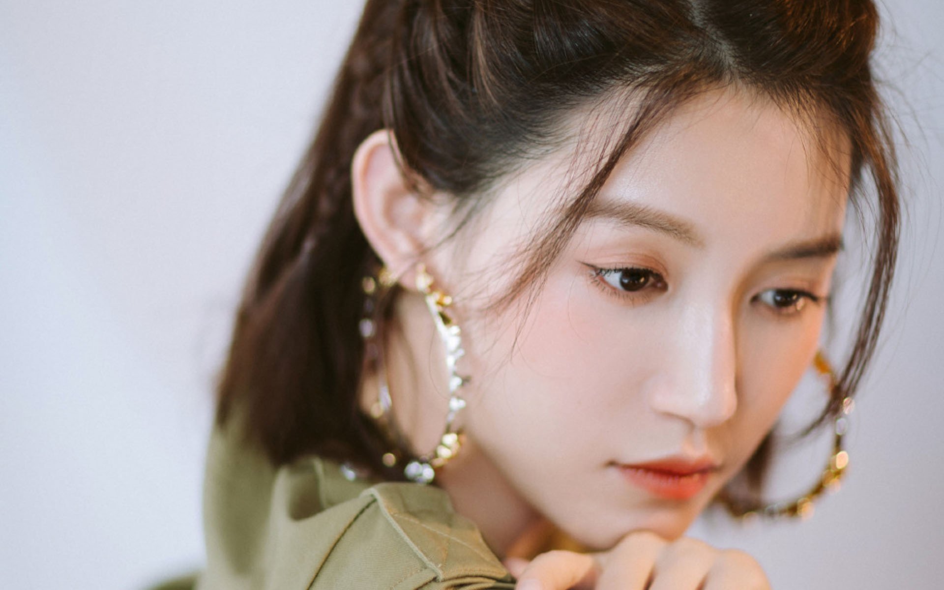 孤星与沙漠，当克瓦拉茨赫利亚照亮天际，突尼斯的风暴席卷伊拉克