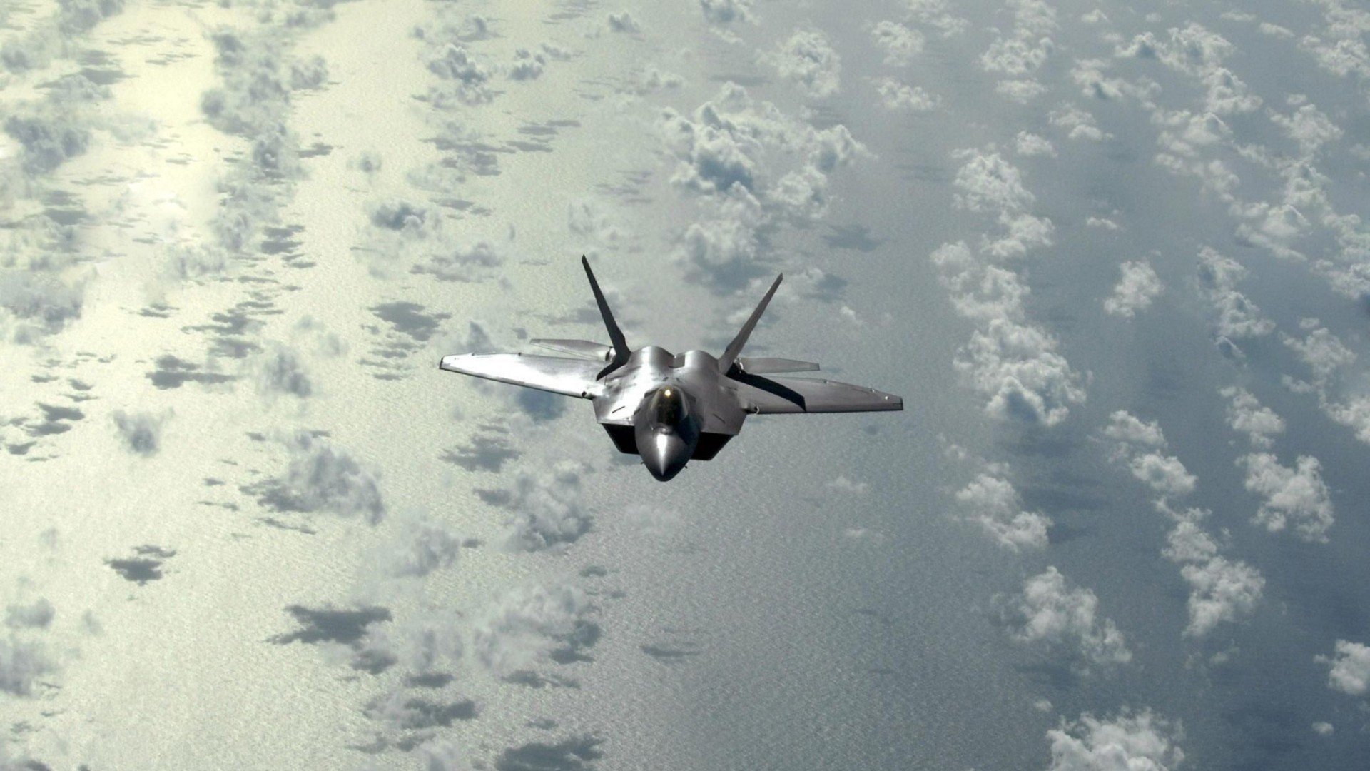 引擎轰鸣与篮网颤栗,当F1街道赛节奏遇上德罗赞的赛道级突破