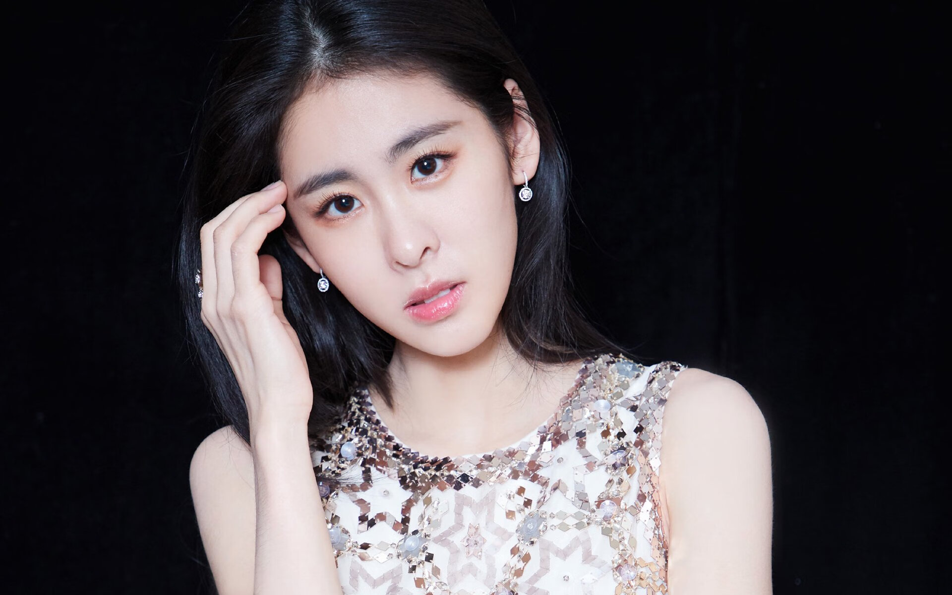 爆砍50+15却遭绝杀!哈利伯顿成孤独英雄,老鹰压哨叼走胜利