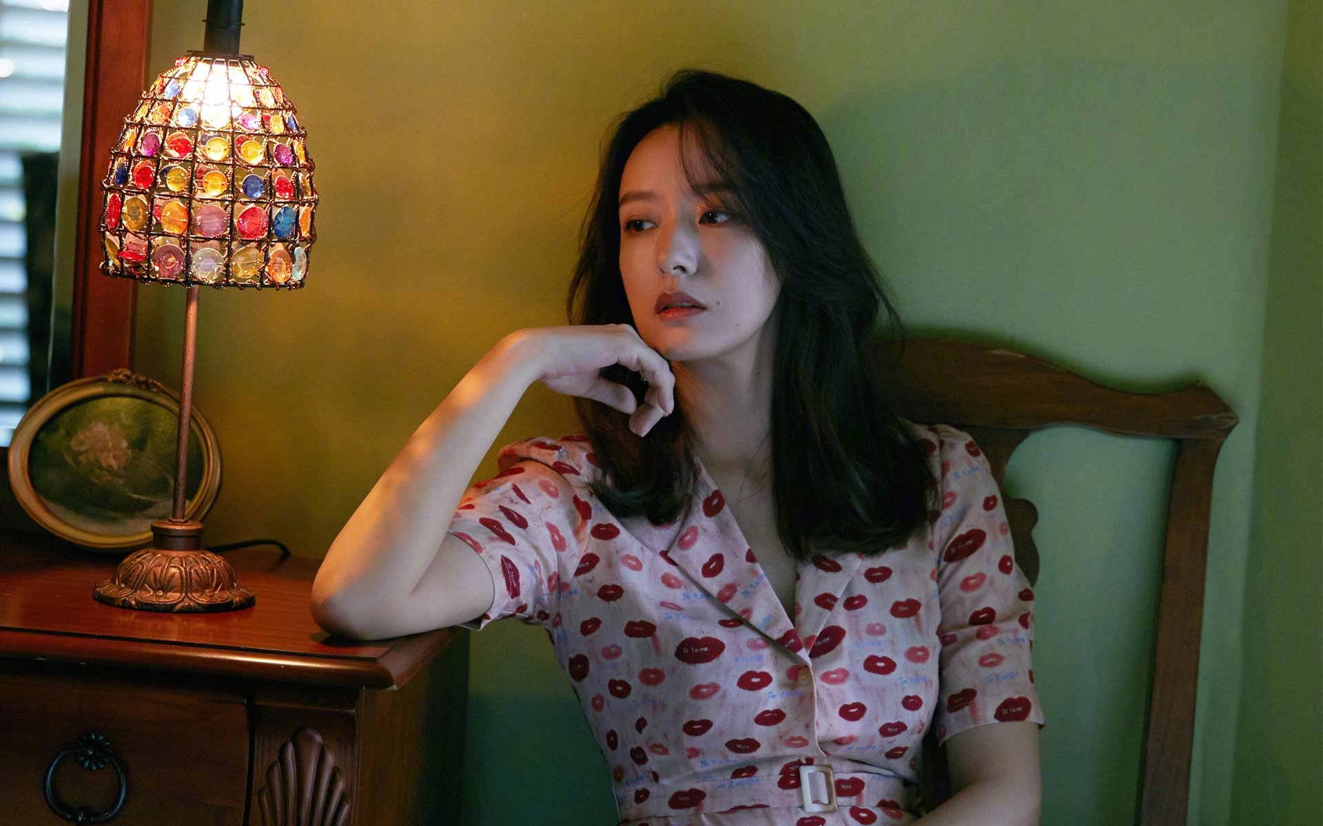 雨夜绝杀！卢卡库关键头球助威尔士险胜厄瓜多尔，悬念留至终场哨响