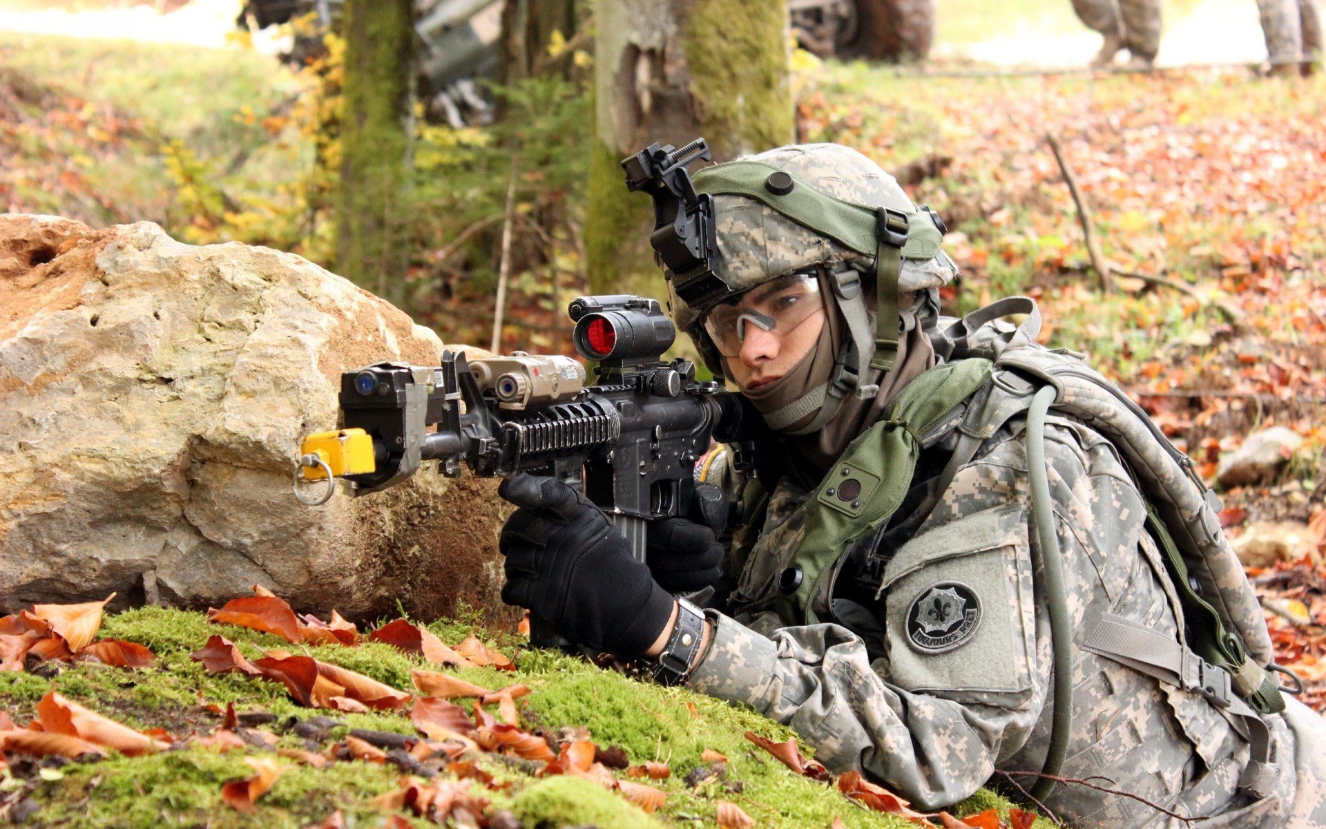 冰封巨兽苏醒,贝恩40分引燃太阳队烈焰风暴,广厦主场遭得分狂潮冰封